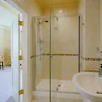 4 Bed In Oc-llh03 * هوكسهيد