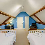 4 Bed In Oc-llh03 بيت للعطل