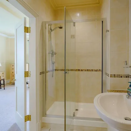 4 Bed In Village Llh03 Holiday home Hawkshead